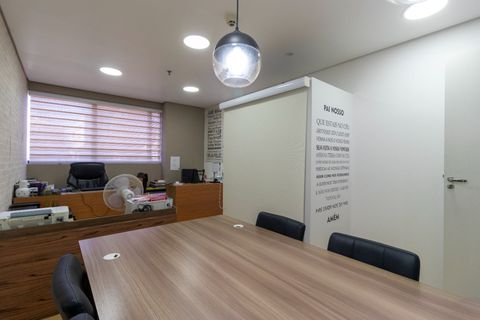 Foto Sala / Conjunto Comercial