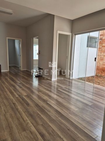 Foto Sala / Conjunto Comercial