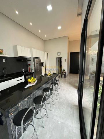 Foto Casa em Condomínio