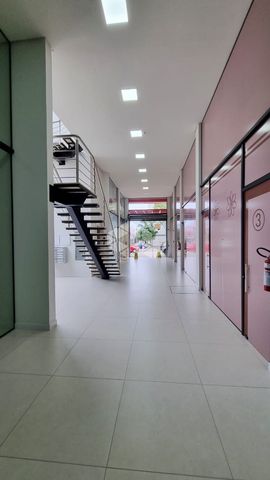 Foto Sala / Conjunto Comercial