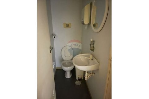 Foto Sala / Conjunto Comercial