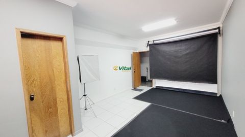 Foto Sala / Conjunto Comercial