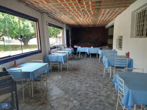 Foto Edifício Inteiro