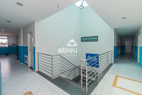 Foto Edifício Inteiro
