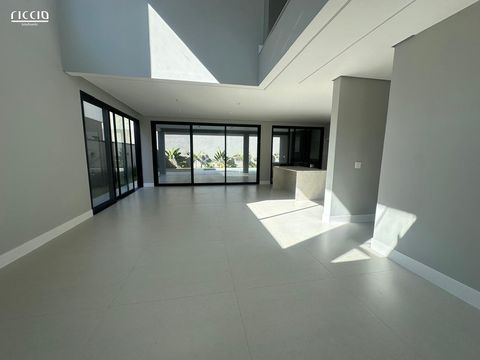 Foto Casa em Condomínio