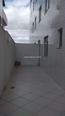 Foto Sala / Conjunto Comercial