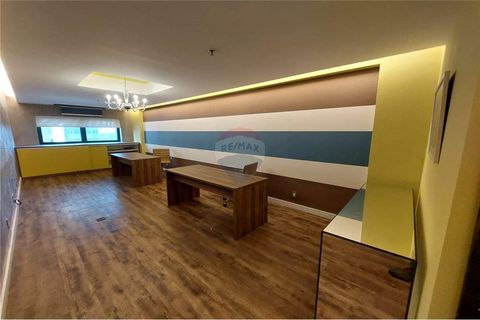 Foto Sala / Conjunto Comercial