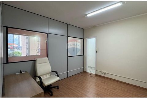 Foto Sala / Conjunto Comercial