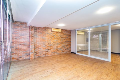 Foto Sala / Conjunto Comercial