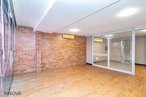 Foto Sala / Conjunto Comercial