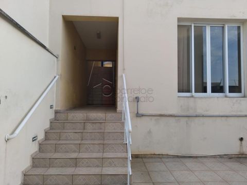 Foto Sala / Conjunto Comercial
