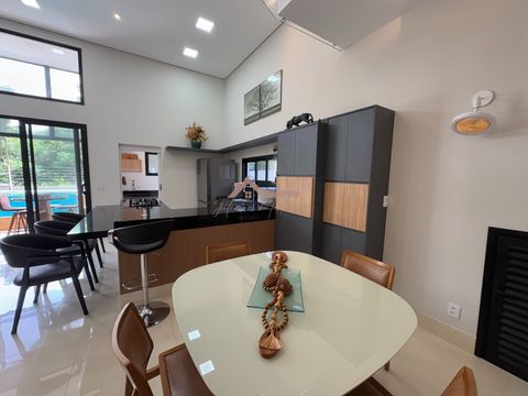 Foto Casa em Condomínio