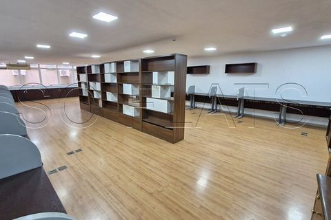 Foto Sala / Conjunto Comercial
