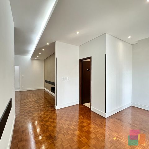 Foto Sala / Conjunto Comercial