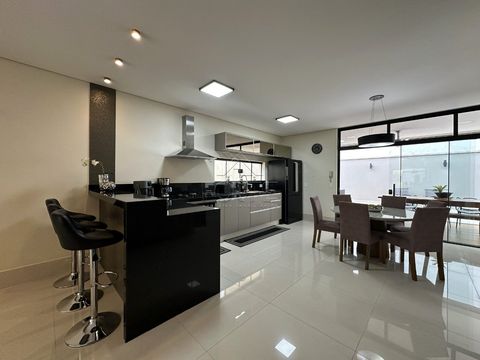 Foto Casa em Condomínio