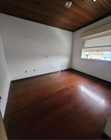 Foto Sala / Conjunto Comercial