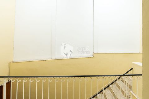 Foto Edifício Inteiro
