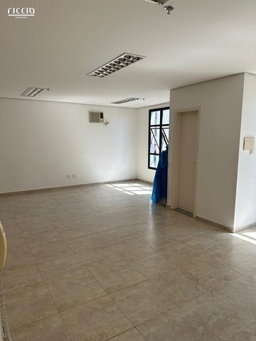 Foto Sala / Conjunto Comercial