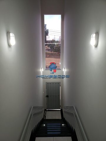 Foto Sala / Conjunto Comercial