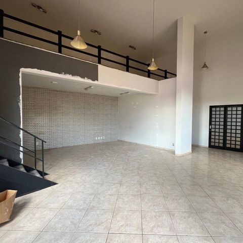 Foto Sala / Conjunto Comercial