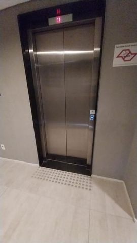 Foto Sala / Conjunto Comercial