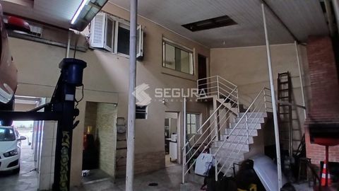 Foto Edifício Inteiro