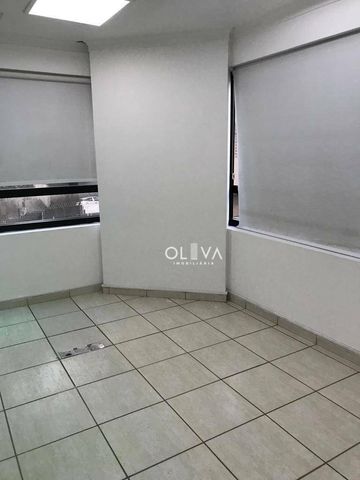 Foto Sala / Conjunto Comercial