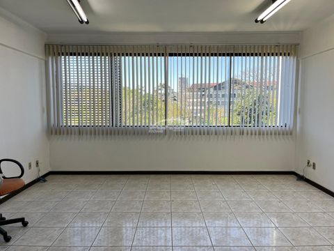 Foto Sala / Conjunto Comercial