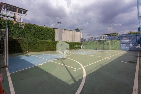 Foto Edifício Inteiro
