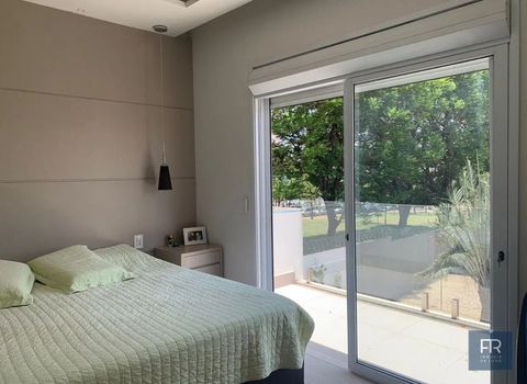 Foto Casa em Condomínio