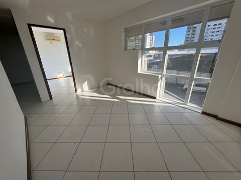 Foto Sala / Conjunto Comercial