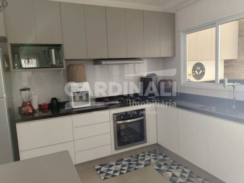 Foto Casa em Condomínio