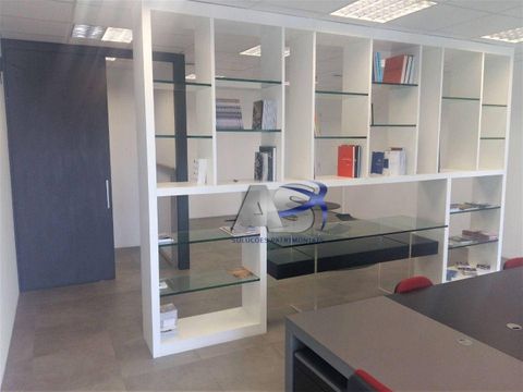 Foto Sala / Conjunto Comercial