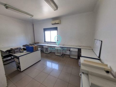 Foto Sala / Conjunto Comercial