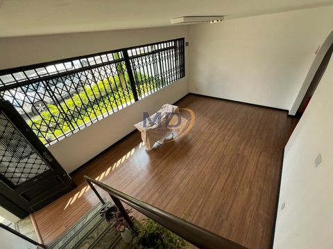 Foto Sala / Conjunto Comercial