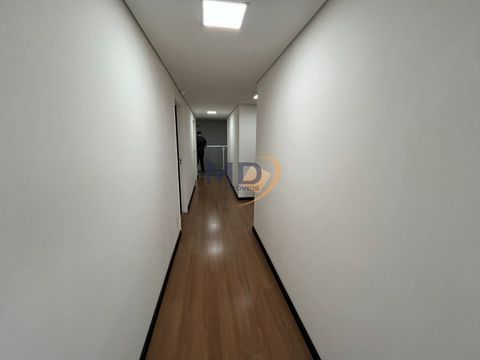 Foto Sala / Conjunto Comercial