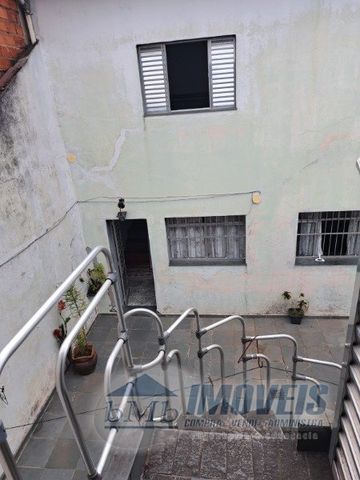 Foto Edifício Inteiro