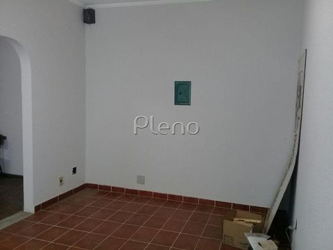 Foto Edifício Inteiro