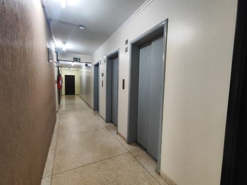 Foto Sala / Conjunto Comercial