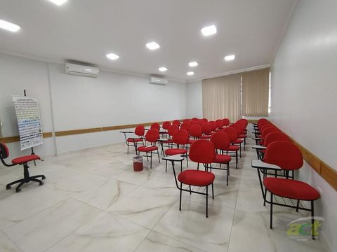 Foto Sala / Conjunto Comercial