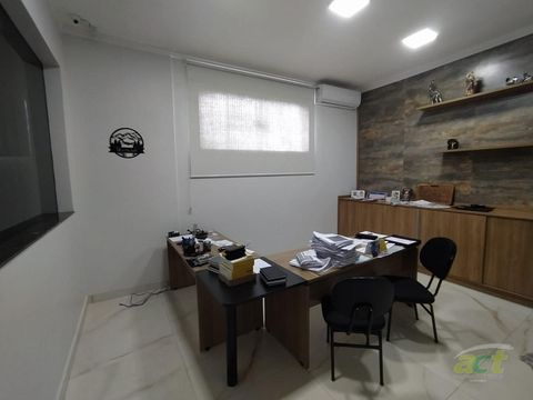 Foto Sala / Conjunto Comercial