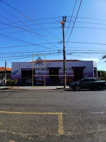 Foto Sala / Conjunto Comercial