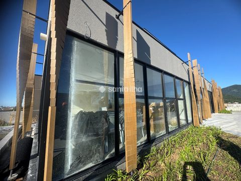 Foto Sala / Conjunto Comercial