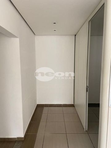 Foto Sala / Conjunto Comercial