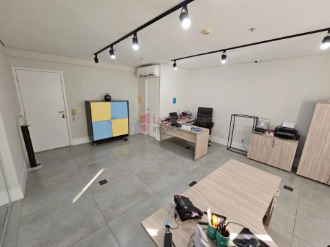 Foto Sala / Conjunto Comercial