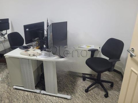 Foto Edifício Inteiro