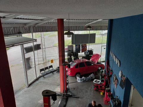 Foto Sala / Conjunto Comercial