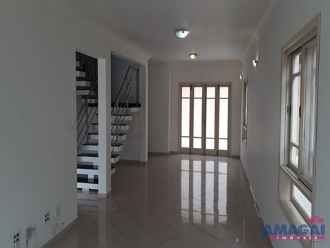 Foto Casa em Condomínio