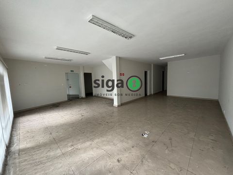 Foto Edifício Inteiro