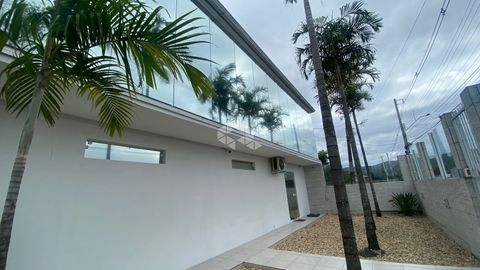 Foto Edifício Inteiro
